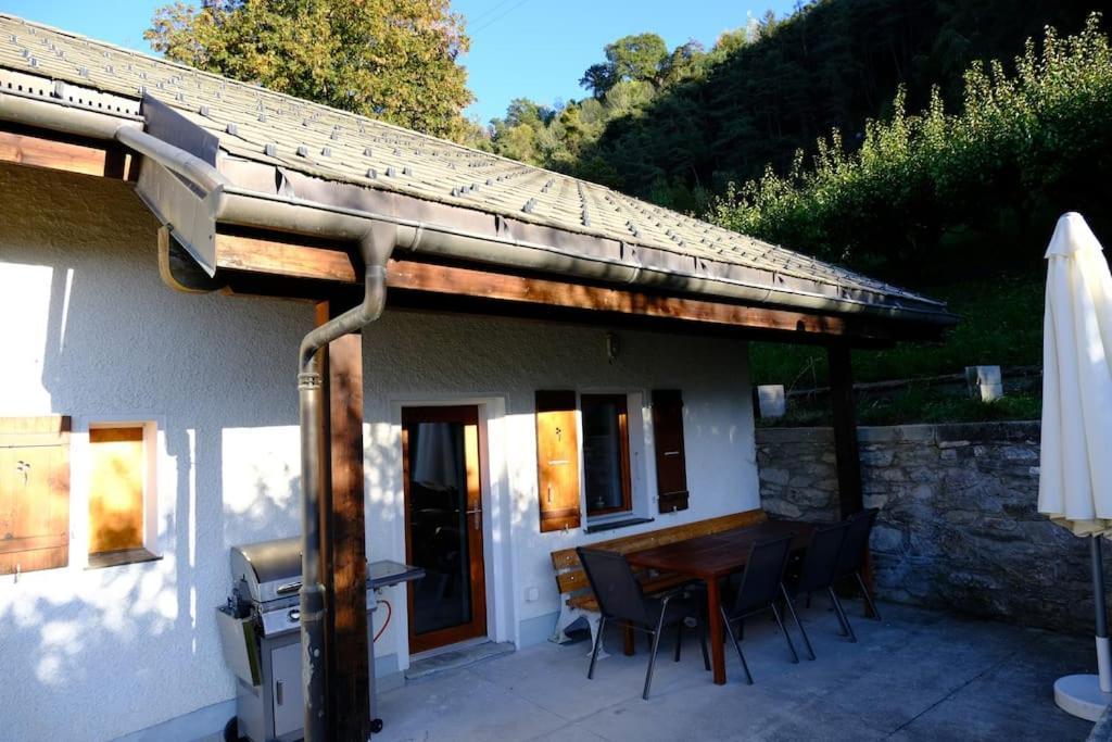 Maisonnette De Campagne Sion Esterno foto